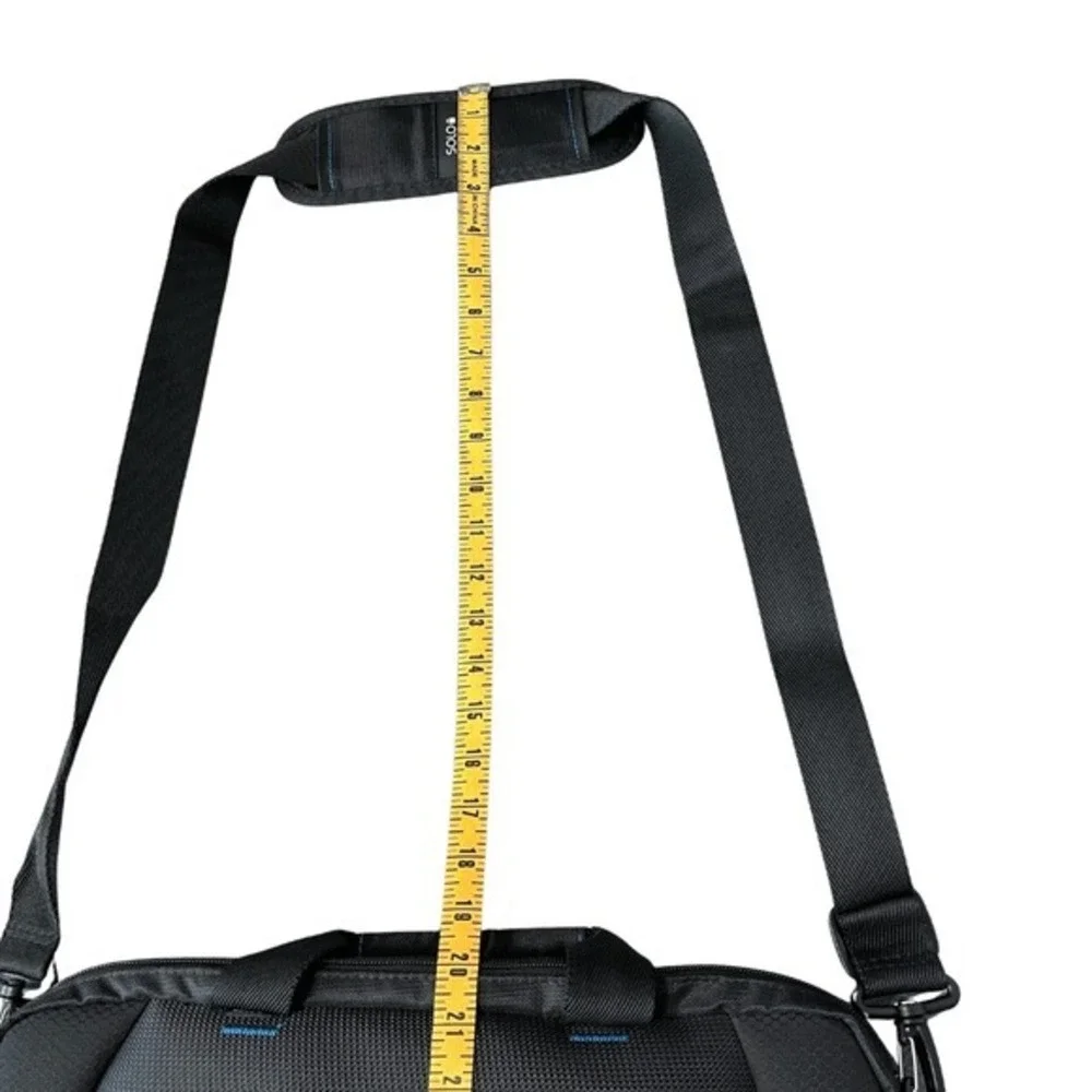 Solo Tech Slim Brief‎ Carrying Case for 16